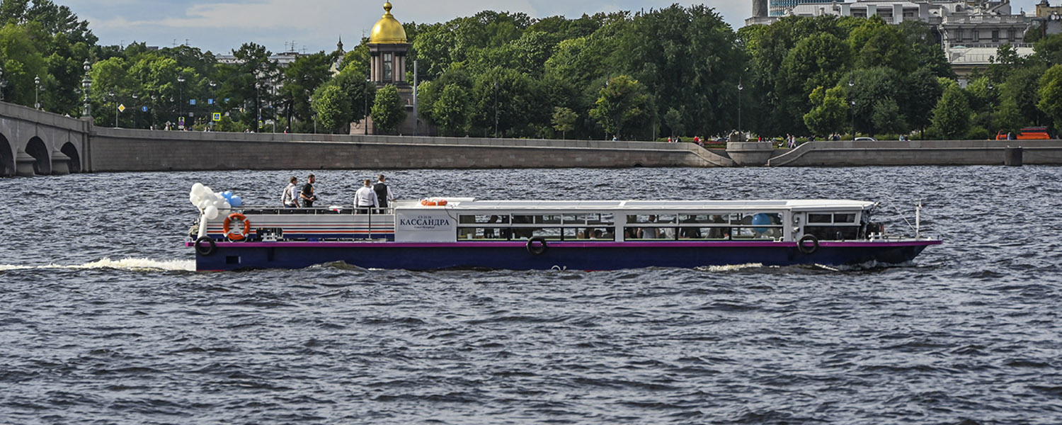 Аренда теплохода Фараон в Санкт-Петербурге