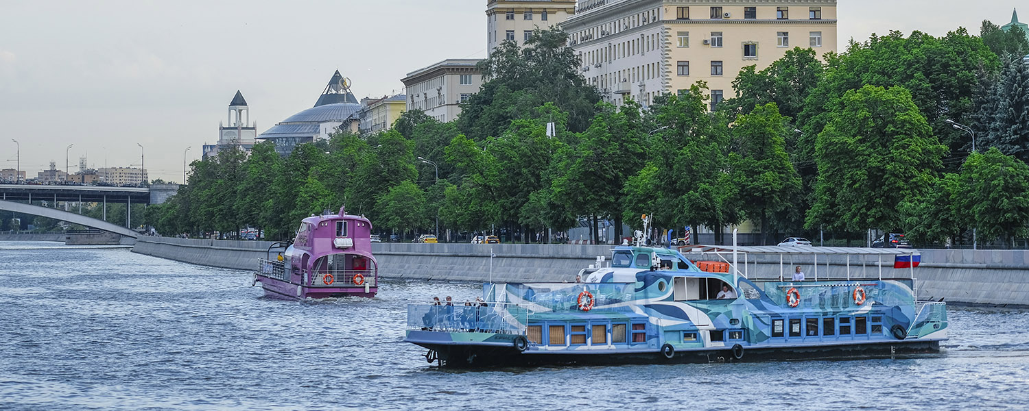 Аренда теплохода Кристалл в Москве